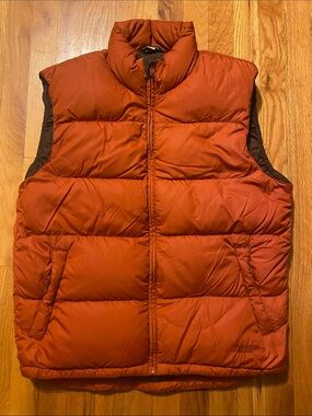 MEC Vintage Down Puffer Vest Size Men’s M Burnt Orange EUC